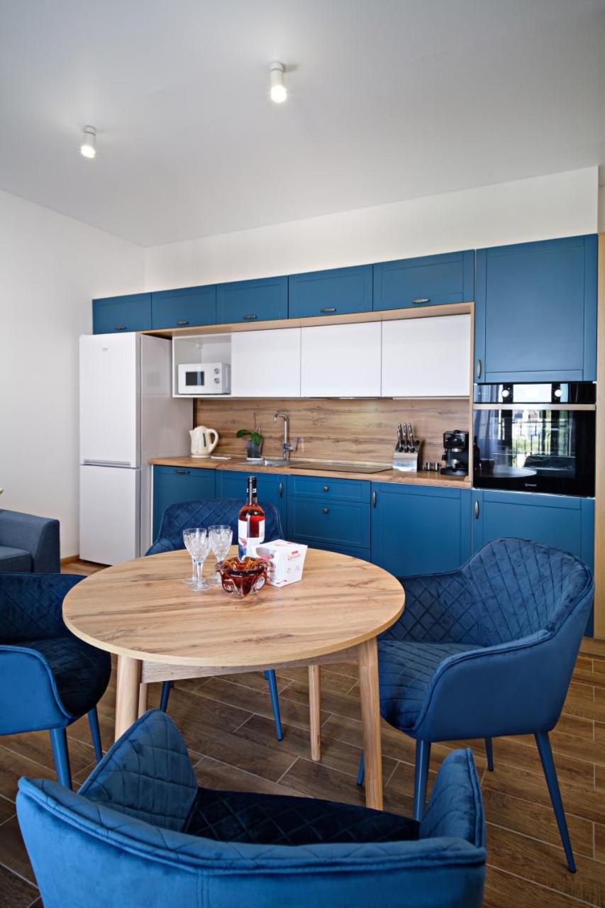 Apartments On Marshala Govorova Odessa Ngoại thất bức ảnh