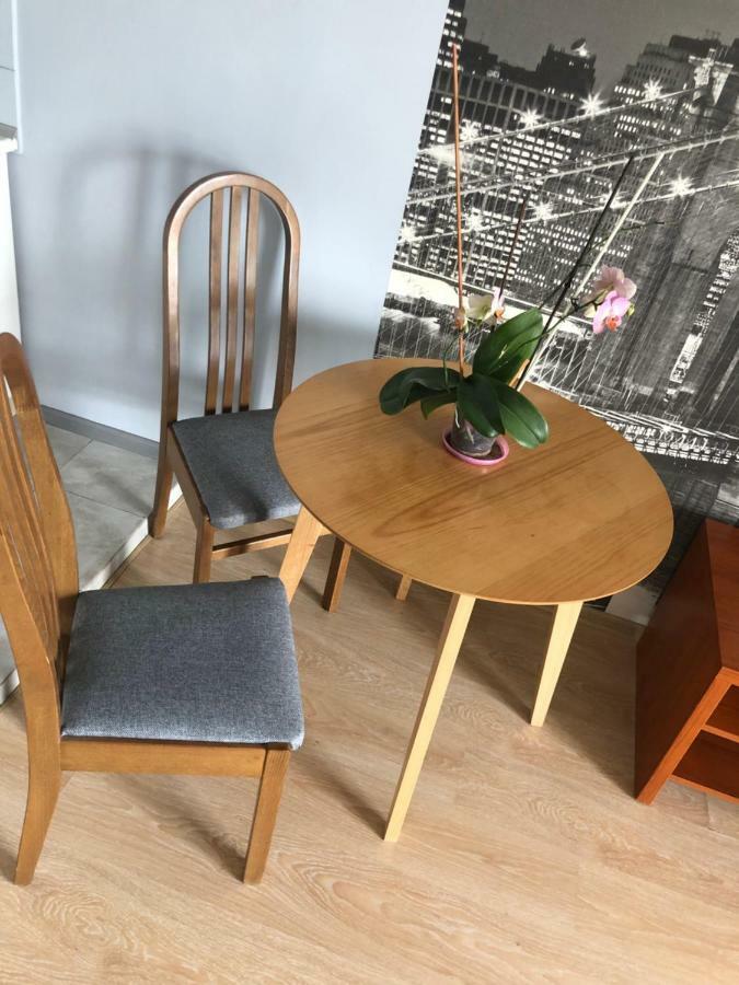 Apartments On Marshala Govorova Odessa Ngoại thất bức ảnh